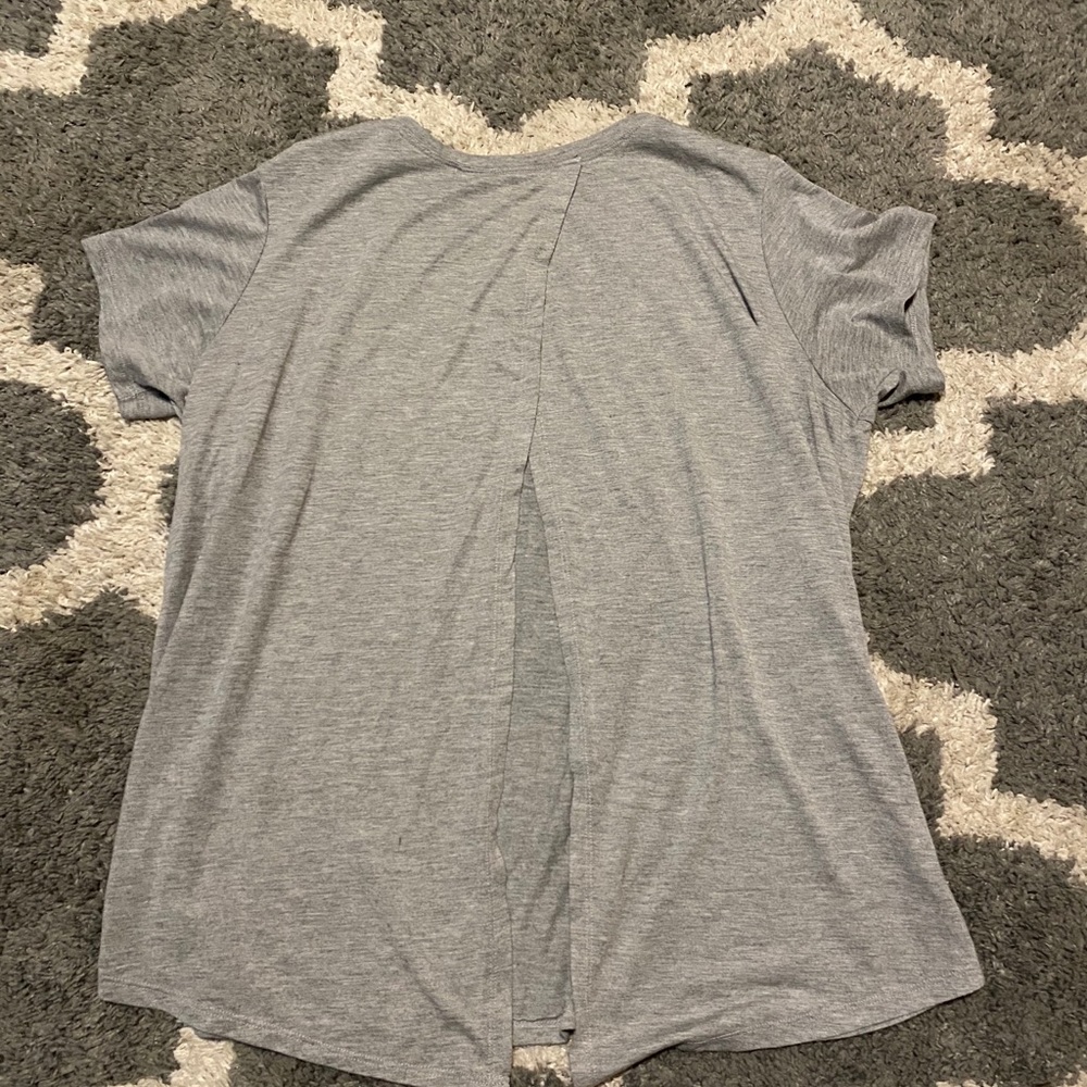 Workout Shirt (split back) - Picture 2 of 4